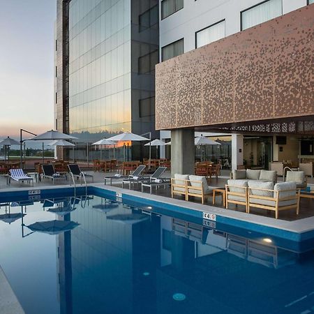 סלאיה Doubletree By Hilton Celaya מראה חיצוני תמונה
