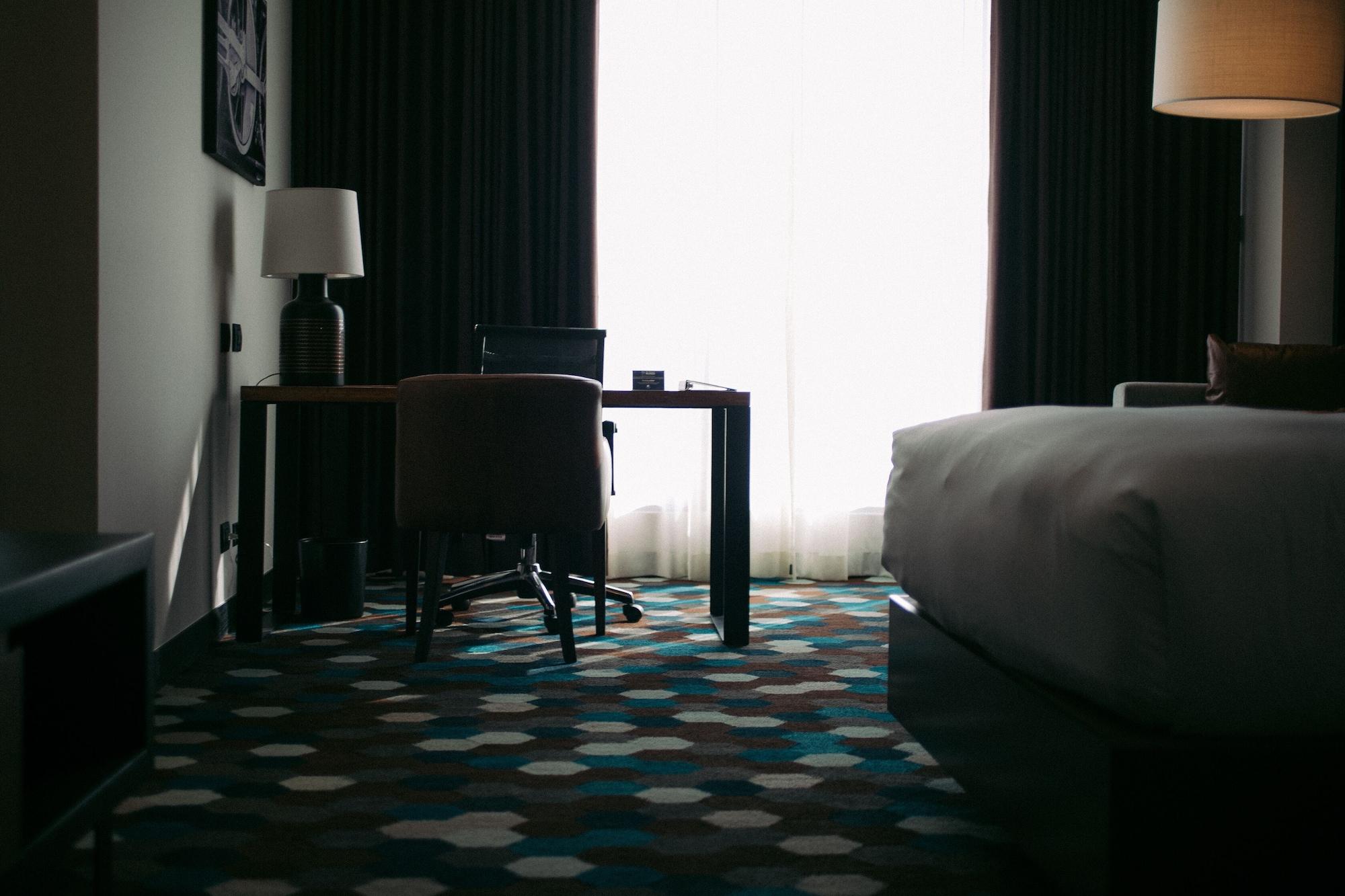 סלאיה Doubletree By Hilton Celaya מראה חיצוני תמונה