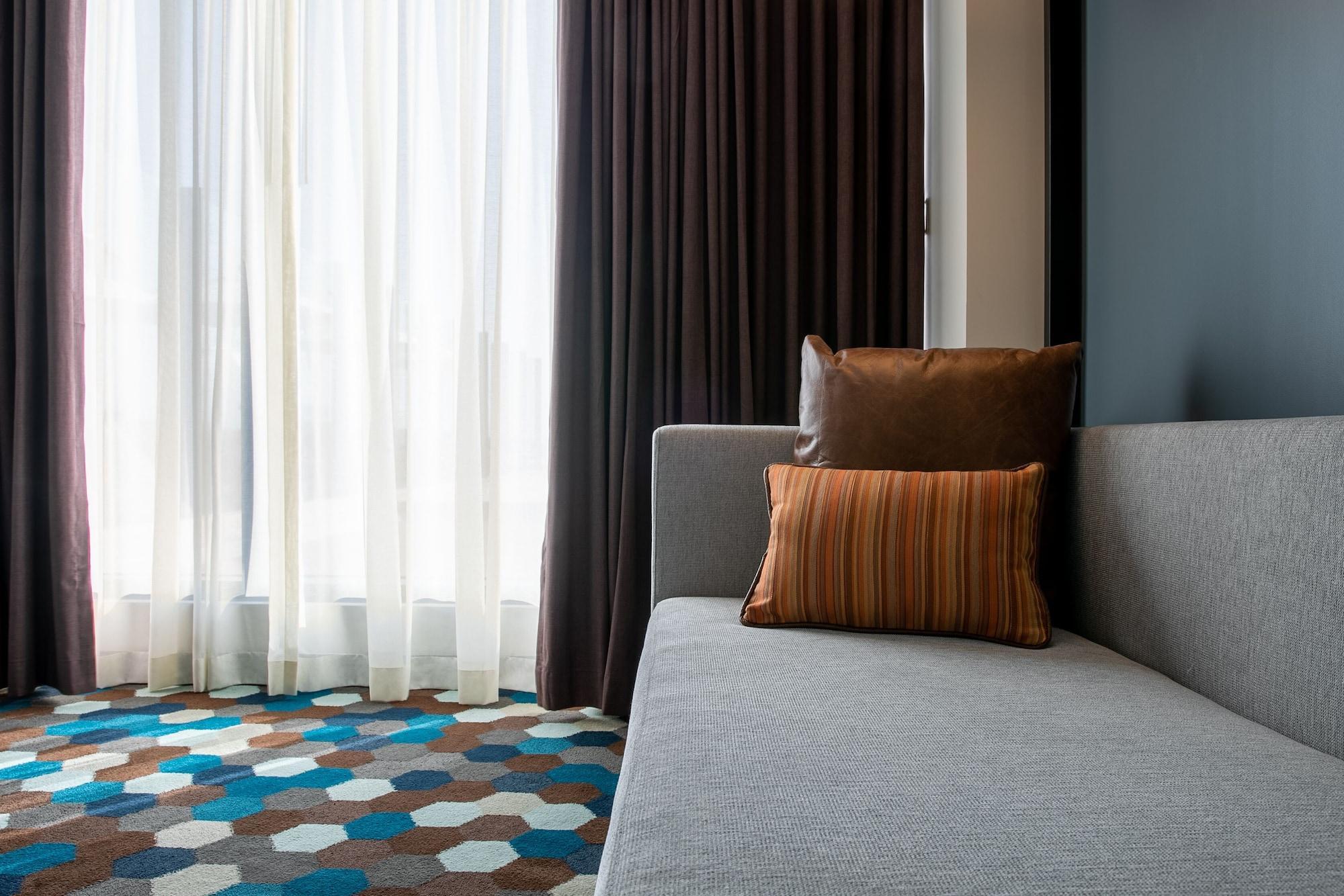 סלאיה Doubletree By Hilton Celaya מראה חיצוני תמונה