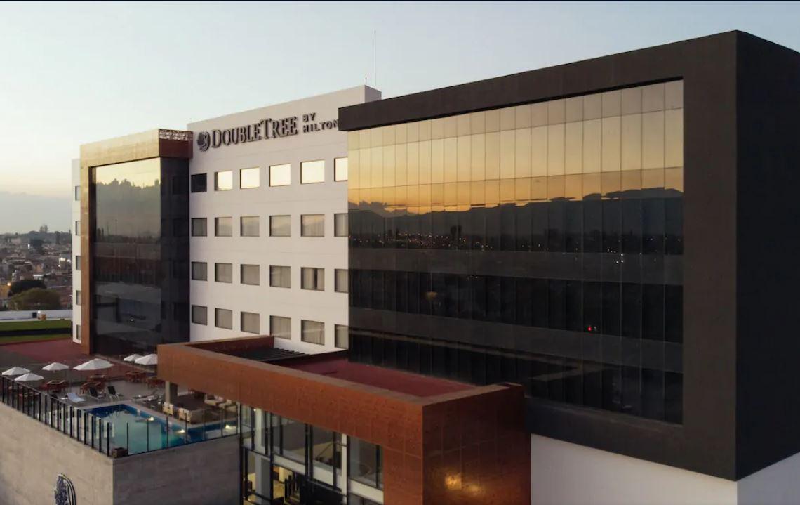 סלאיה Doubletree By Hilton Celaya מראה חיצוני תמונה