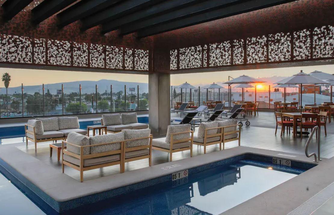 סלאיה Doubletree By Hilton Celaya מראה חיצוני תמונה
